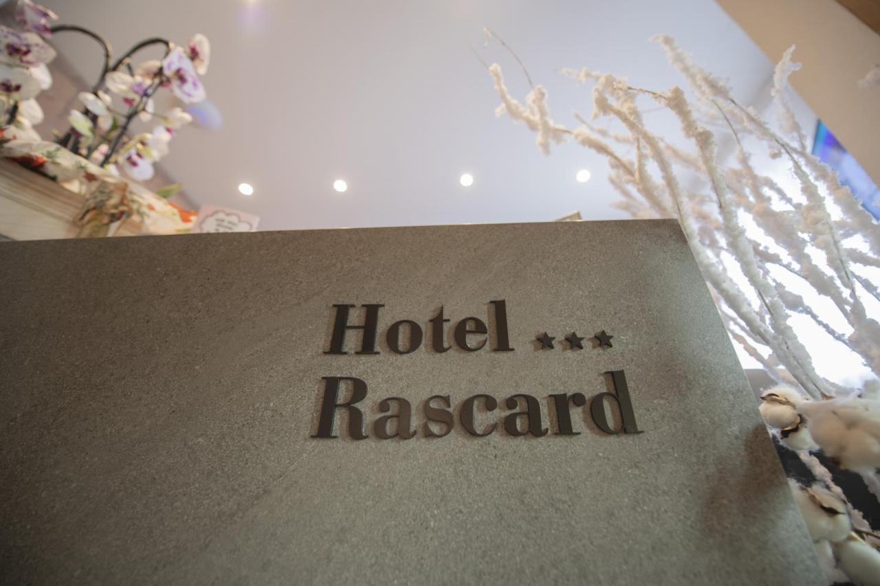 Hotel Rascard Valtournenche Exteriör bild