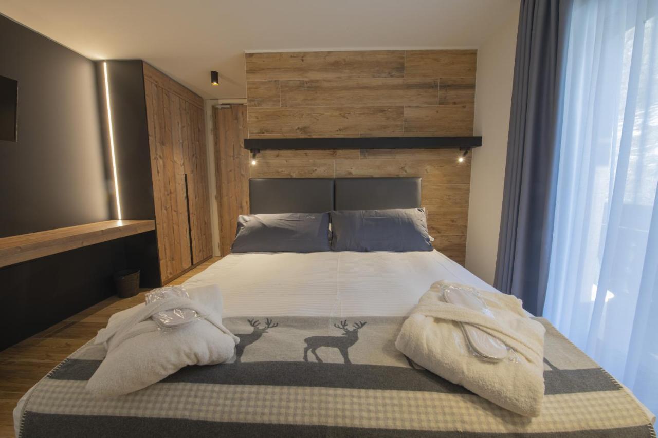 Hotel Rascard Valtournenche Exteriör bild
